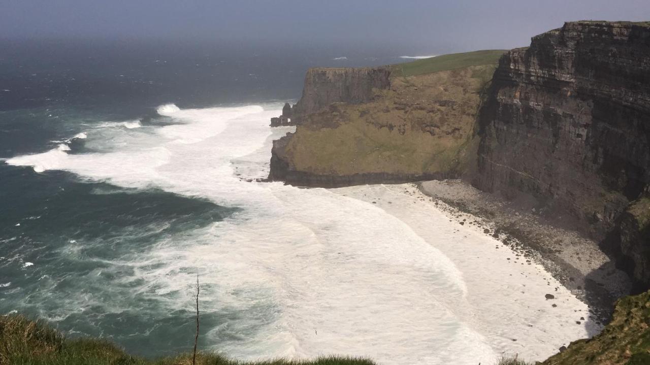 Bed and Breakfast The View Lahinch Esterno foto