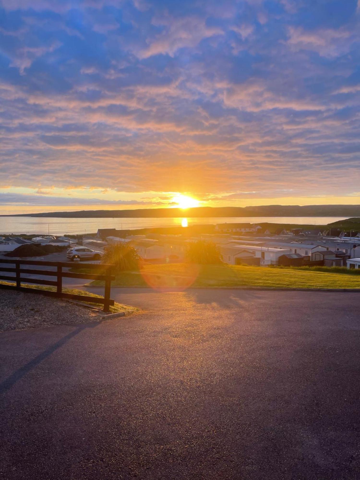 Bed and Breakfast The View Lahinch Esterno foto